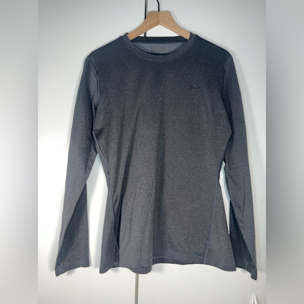 UNDER ARMOUR heatgear heavyweight base layer in charcoal Women’s xl